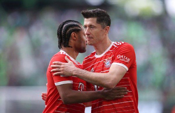 全场比赛结束，国际米兰2-0莱切。